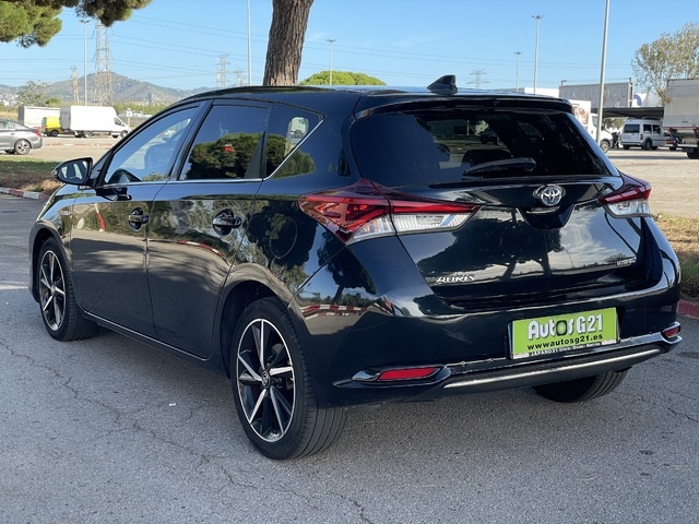 ToyotaAuris 140H Hybrid Feel! 100 kW (136 CV) Vehículo usado en Barcelona - 8 ToyotaAuris 140H Hybrid Feel! 100 kW (136 CV) Vehículo usado en Barcelona - 8
