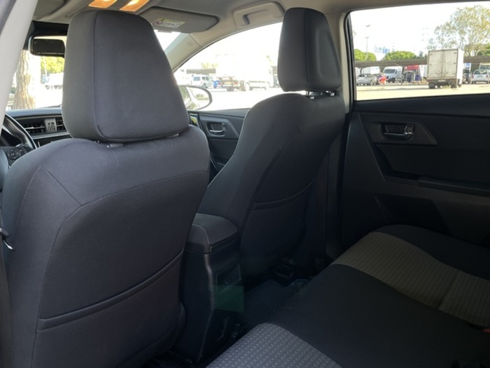 ToyotaAuris 140H Hybrid Feel! 100 kW (136 CV) Vehículo usado en Barcelona - 11 ToyotaAuris 140H Hybrid Feel! 100 kW (136 CV) Vehículo usado en Barcelona - 11