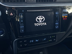 Toyota Auris 140H Hybrid Feel! 100 kW (136 CV)