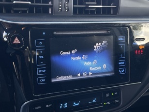 Toyota Auris 140H Hybrid Feel! 100 kW (136 CV)