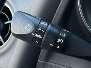 Toyota Auris 140H Hybrid Feel! 100 kW (136 CV)