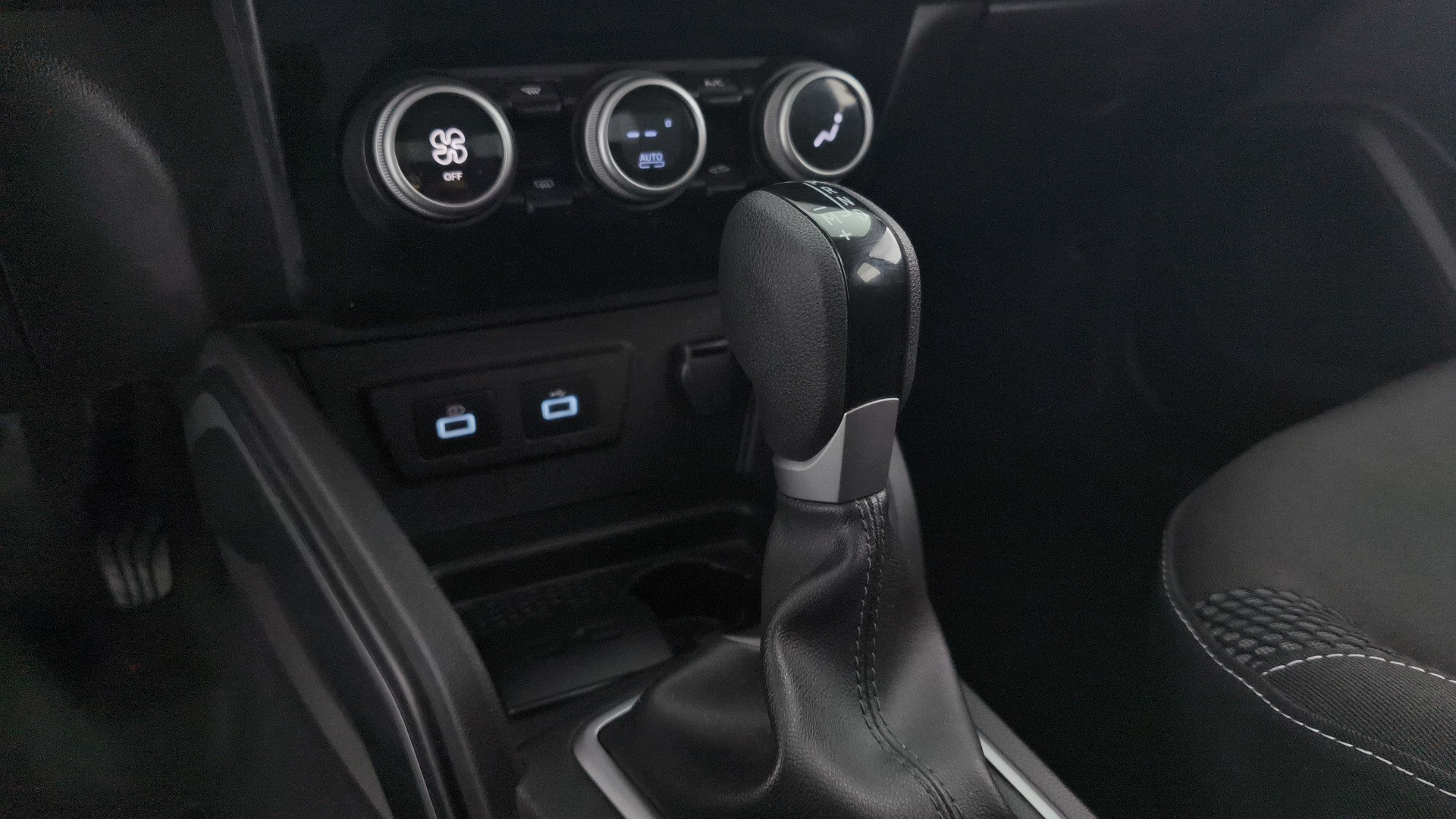 Dacia Duster Journey Go TCE 110 kW (150 CV) EDC - 22