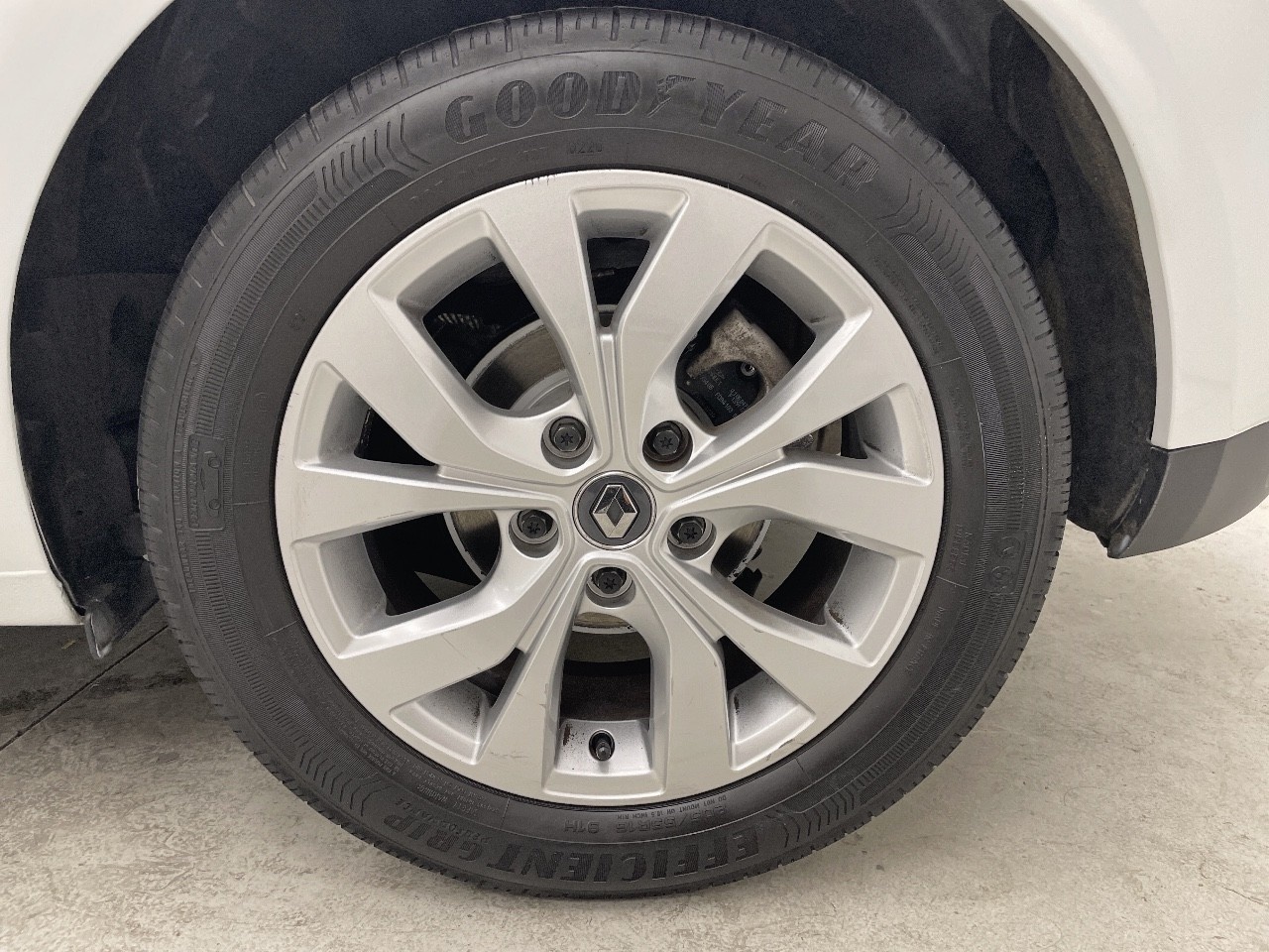 Renault Megane Limited TCe 85 kW (115 CV) GPF - 4