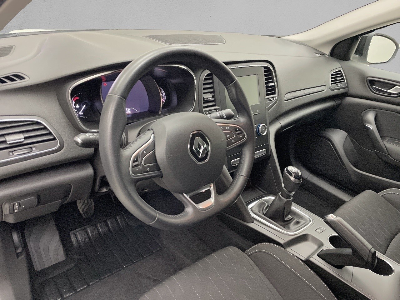 Renault Megane Limited TCe 85 kW (115 CV) GPF - 7