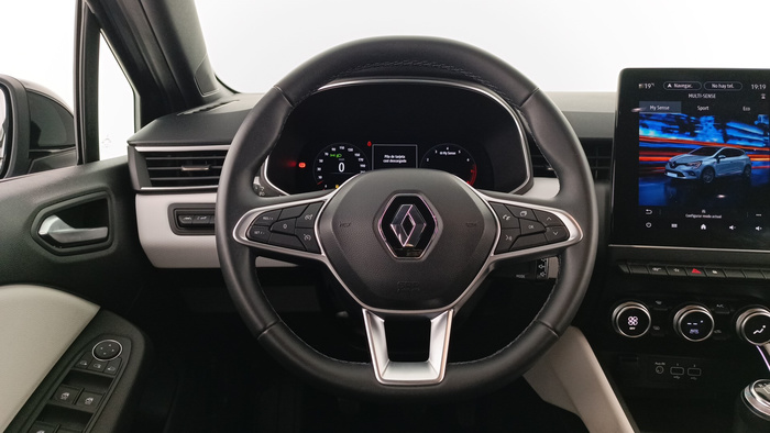 Renault Clio Techno TCe 103 kW (140 CV) - 17 Renault Clio Techno TCe 103 kW (140 CV) - 17