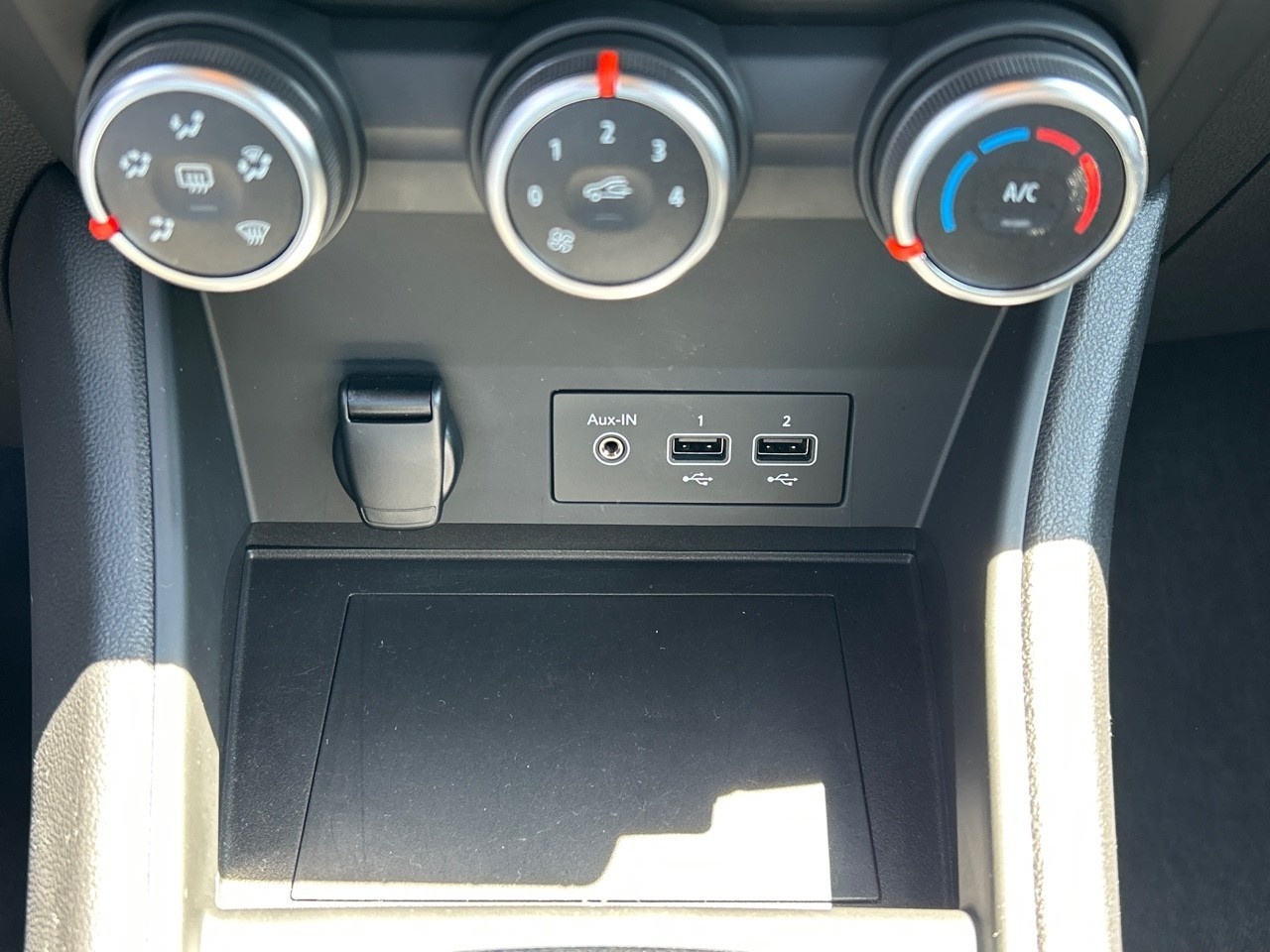 Renault Captur Equilibre TCe 66 kW (90 CV) - 13