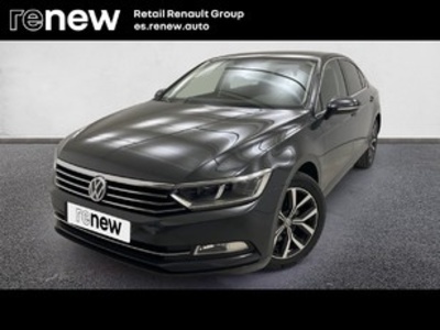 Volkswagen Passat Advance 2.0 TDI 110 kW (150 CV) Gris segunda mano en Madrid Volkswagen Passat Advance 2.0 TDI 110 kW (150 CV) Gris segunda mano en Madrid