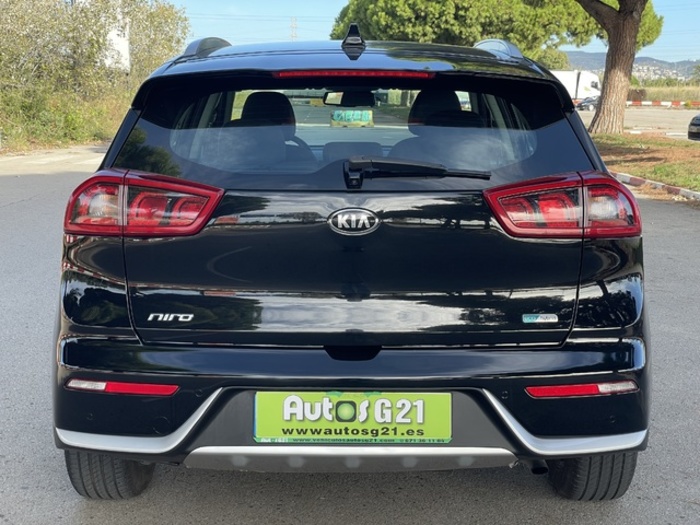 KiaNiro 1.6 GDi HEV Híbrido Emotion 104 kW (141 CV) Vehículo usado en Barcelona - 10 KiaNiro 1.6 GDi HEV Híbrido Emotion 104 kW (141 CV) Vehículo usado en Barcelona - 10