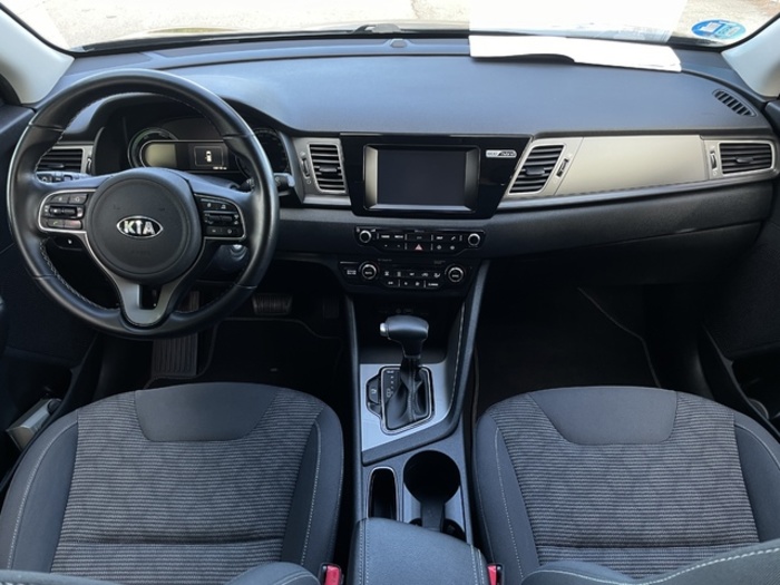 KiaNiro 1.6 GDi HEV Híbrido Emotion 104 kW (141 CV) Vehículo usado en Barcelona - 16 KiaNiro 1.6 GDi HEV Híbrido Emotion 104 kW (141 CV) Vehículo usado en Barcelona - 16
