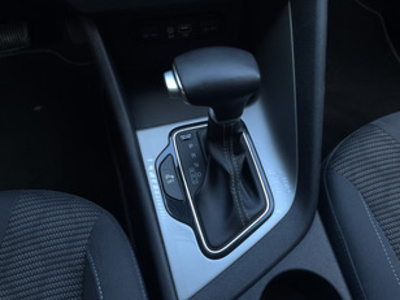 Kia Niro 1.6 GDi HEV Híbrido Emotion 104 kW (141 CV) Kia Niro 1.6 GDi HEV Híbrido Emotion 104 kW (141 CV)