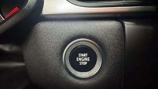 Renault Captur Equilibre TCe 66 kW (90 CV)