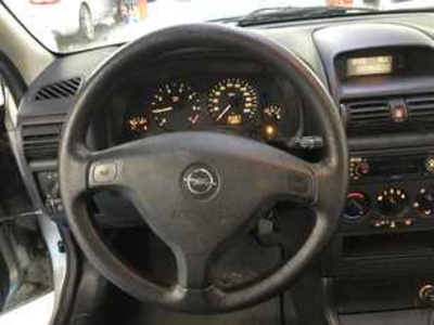 Opel Astra 1.6 Club 62 kW (84 CV) Opel Astra 1.6 Club 62 kW (84 CV)