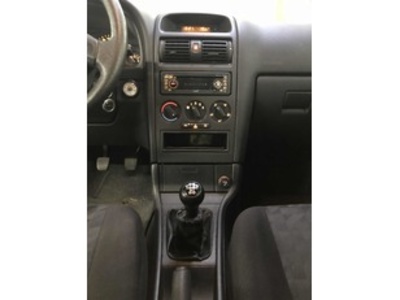 Opel Astra 1.6 Club 62 kW (84 CV) Opel Astra 1.6 Club 62 kW (84 CV)