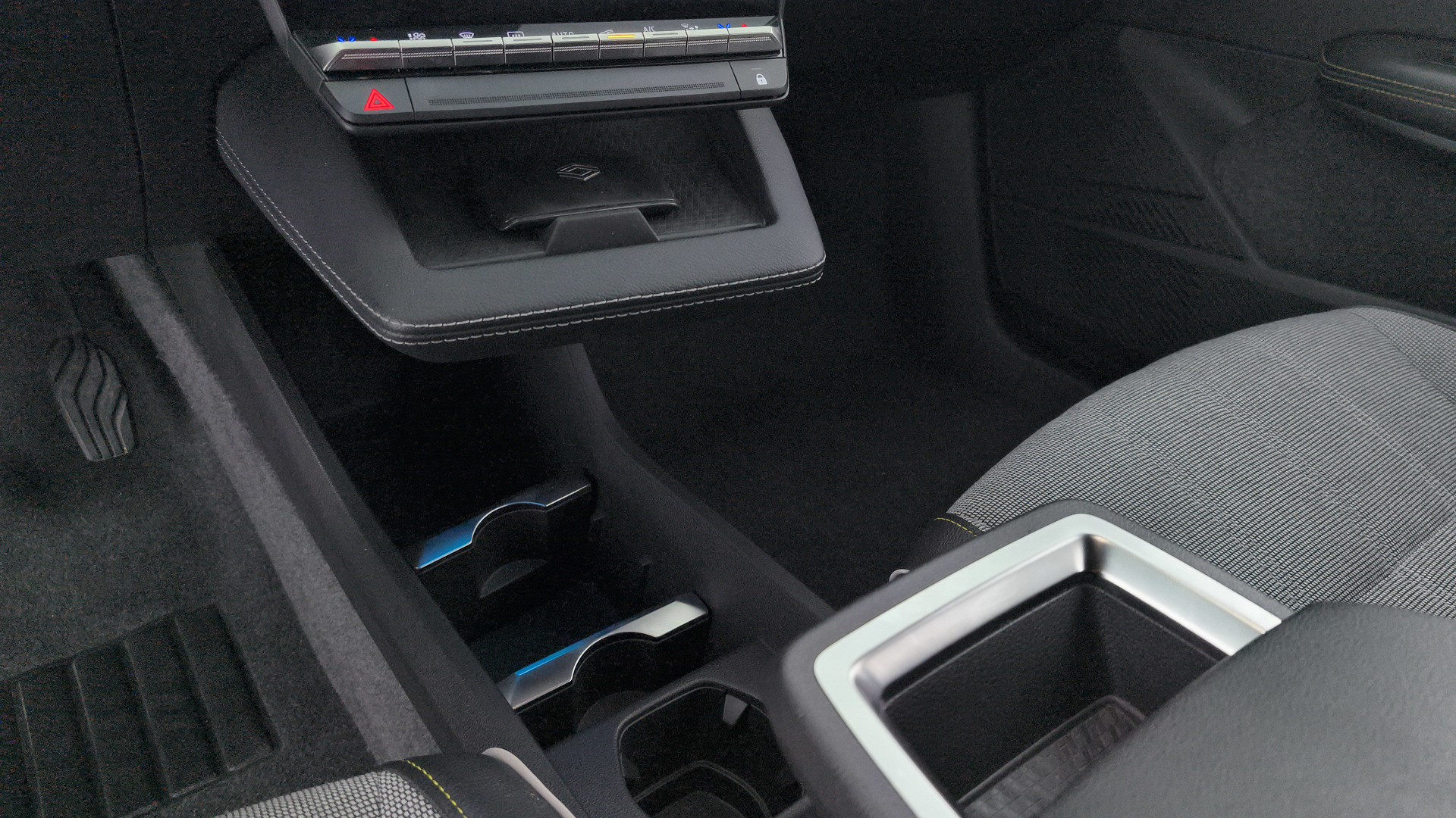 Renault Megane E-Tech Techno EV60 160 kW (218 CV) optimum charge - 23 Renault Megane E-Tech Techno EV60 160 kW (218 CV) optimum charge - 23