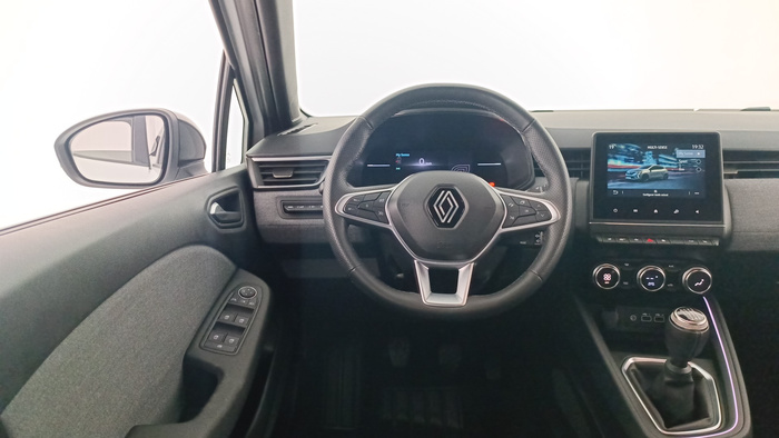 Renault Clio Techno TCe 66 kW (90 CV) - 18 Renault Clio Techno TCe 66 kW (90 CV) - 18