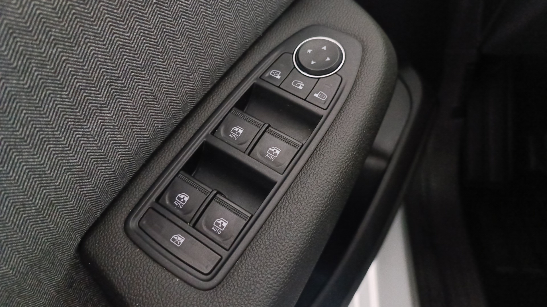 Renault Clio Techno TCe 66 kW (90 CV) - 20