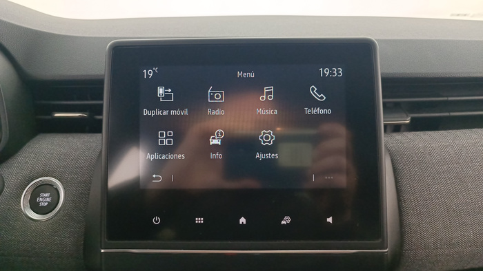 Renault Clio Techno TCe 66 kW (90 CV) - 22 Renault Clio Techno TCe 66 kW (90 CV) - 22