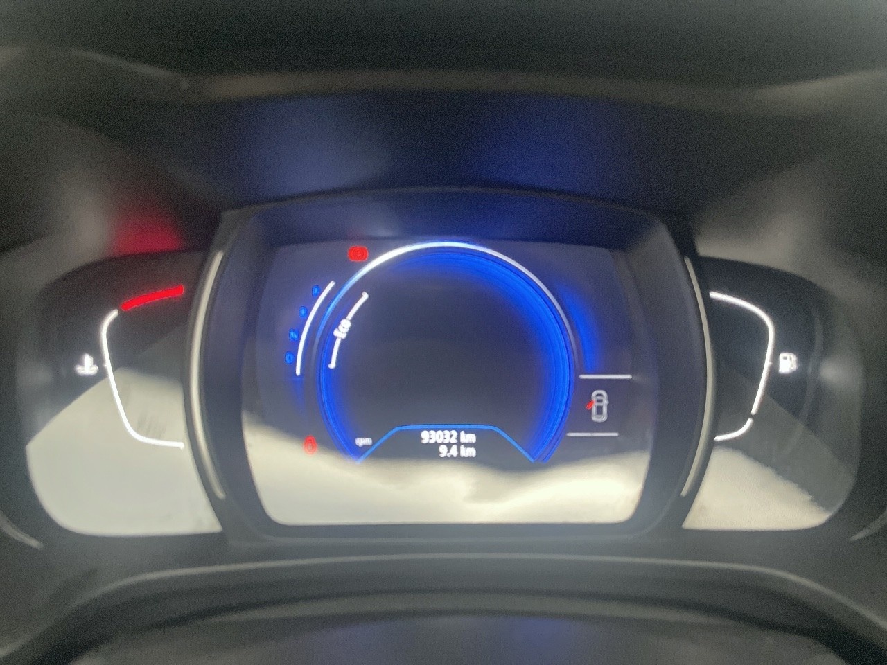 Renault Kadjar Limited Blue dCi 85 kW (115 CV) EDC - 8