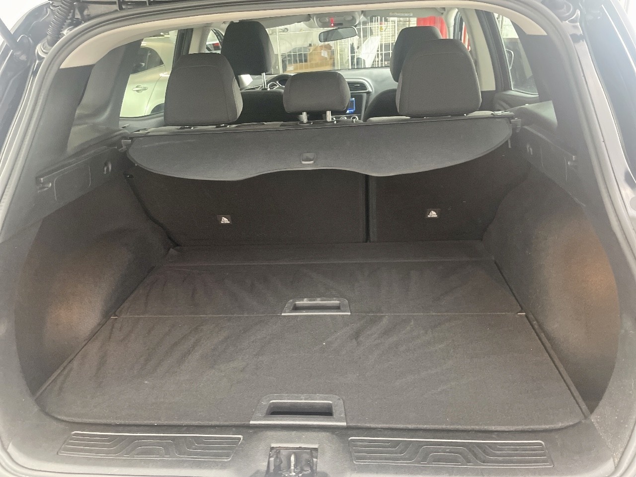 Renault Kadjar Limited Blue dCi 85 kW (115 CV) EDC - 12