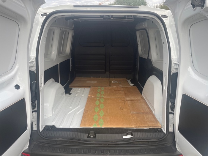 Renault Kangoo Furgon L2 1.5 Blue dCi 70 kW (95 CV) - 6 Renault Kangoo Furgon L2 1.5 Blue dCi 70 kW (95 CV) - 6