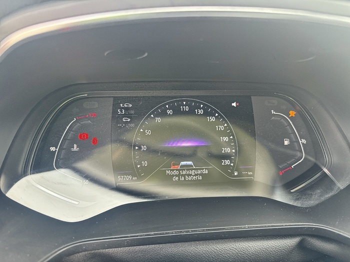 Renault Captur Zen Blue dCi 85 kW (115 CV) - 11 Renault Captur Zen Blue dCi 85 kW (115 CV) - 11