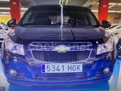 Chevrolet Cruze 1.6 LT+ Clima 91 kW (124 CV) Chevrolet Cruze 1.6 LT+ Clima 91 kW (124 CV)