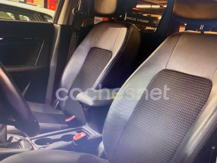 ChevroletCaptiva 2.2 VCDI 16V LT Plazas FWD 120 kW (163 CV) Vehículo usado en Barcelona - 7 ChevroletCaptiva 2.2 VCDI 16V LT Plazas FWD 120 kW (163 CV) Vehículo usado en Barcelona - 7