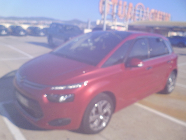 CitroenC4 Picasso BlueHDi 120 Feel 88 kW (120 CV) Vehículo usado en Barcelona - 4 CitroenC4 Picasso BlueHDi 120 Feel 88 kW (120 CV) Vehículo usado en Barcelona - 4