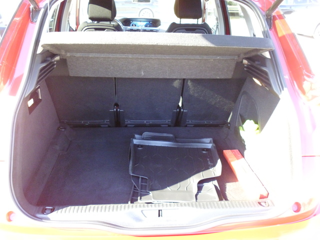 CitroenC4 Picasso BlueHDi 120 Feel 88 kW (120 CV) Vehículo usado en Barcelona - 8 CitroenC4 Picasso BlueHDi 120 Feel 88 kW (120 CV) Vehículo usado en Barcelona - 8