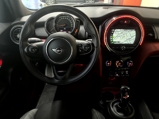 MINIMINI 5 Puertas Cooper 100 kW (136 CV) Vehículo usado en Barcelona - 13