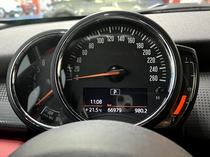 MINIMINI 5 Puertas Cooper 100 kW (136 CV) Vehículo usado en Barcelona - 14 MINIMINI 5 Puertas Cooper 100 kW (136 CV) Vehículo usado en Barcelona - 14