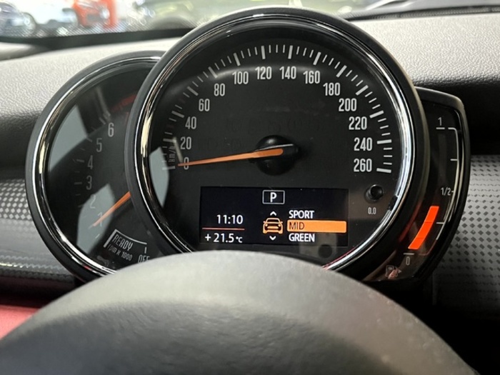 MINIMINI 5 Puertas Cooper 100 kW (136 CV) Vehículo usado en Barcelona - 15 MINIMINI 5 Puertas Cooper 100 kW (136 CV) Vehículo usado en Barcelona - 15