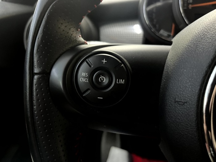 MINIMINI 5 Puertas Cooper 100 kW (136 CV) Vehículo usado en Barcelona - 16 MINIMINI 5 Puertas Cooper 100 kW (136 CV) Vehículo usado en Barcelona - 16