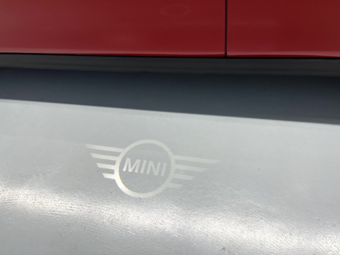 MINIMINI 5 Puertas Cooper 100 kW (136 CV) Vehículo usado en Barcelona - 29 MINIMINI 5 Puertas Cooper 100 kW (136 CV) Vehículo usado en Barcelona - 29