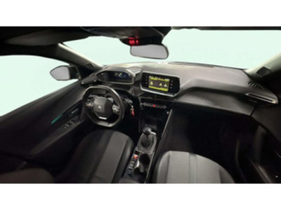 Peugeot 2008 PureTech 130 S&S Allure Pack 96 kW (130 CV) Peugeot 2008 PureTech 130 S&S Allure Pack 96 kW (130 CV)