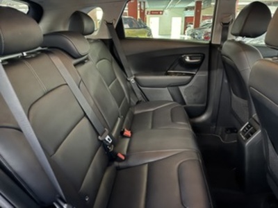 Kia Niro 1.6 GDi PHEV Drive 104 kW (141 CV) Kia Niro 1.6 GDi PHEV Drive 104 kW (141 CV)