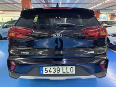 Kia Niro 1.6 GDi PHEV Drive 104 kW (141 CV) Kia Niro 1.6 GDi PHEV Drive 104 kW (141 CV)