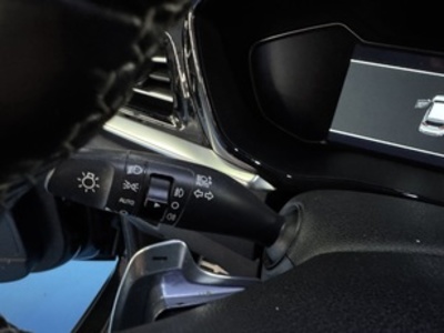 Kia Niro 1.6 GDi PHEV Drive 104 kW (141 CV) Kia Niro 1.6 GDi PHEV Drive 104 kW (141 CV)