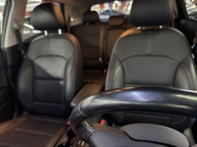 Kia Niro 1.6 GDi PHEV Drive 104 kW (141 CV) Kia Niro 1.6 GDi PHEV Drive 104 kW (141 CV)