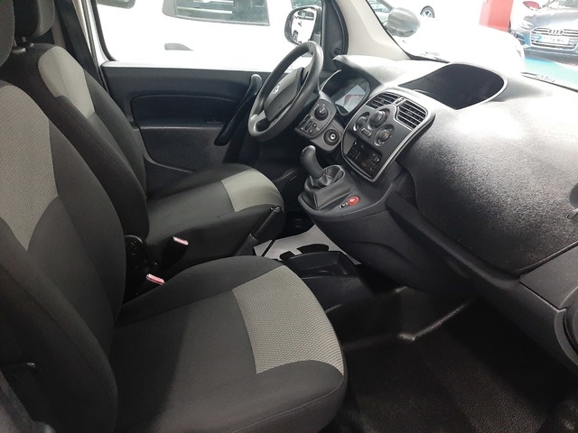 RenaultKangoo Furgon Profesional dCi 55 kW (75 CV) Vehículo usado en Barcelona - 4