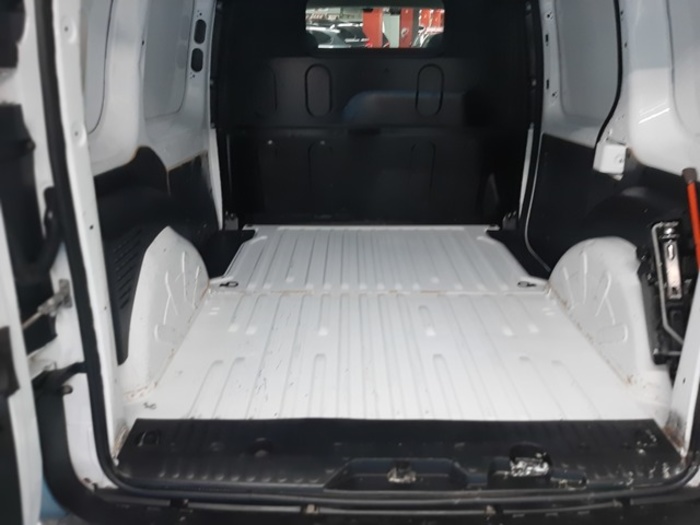 RenaultKangoo Furgon Profesional dCi 55 kW (75 CV) Vehículo usado en Barcelona - 8 RenaultKangoo Furgon Profesional dCi 55 kW (75 CV) Vehículo usado en Barcelona - 8