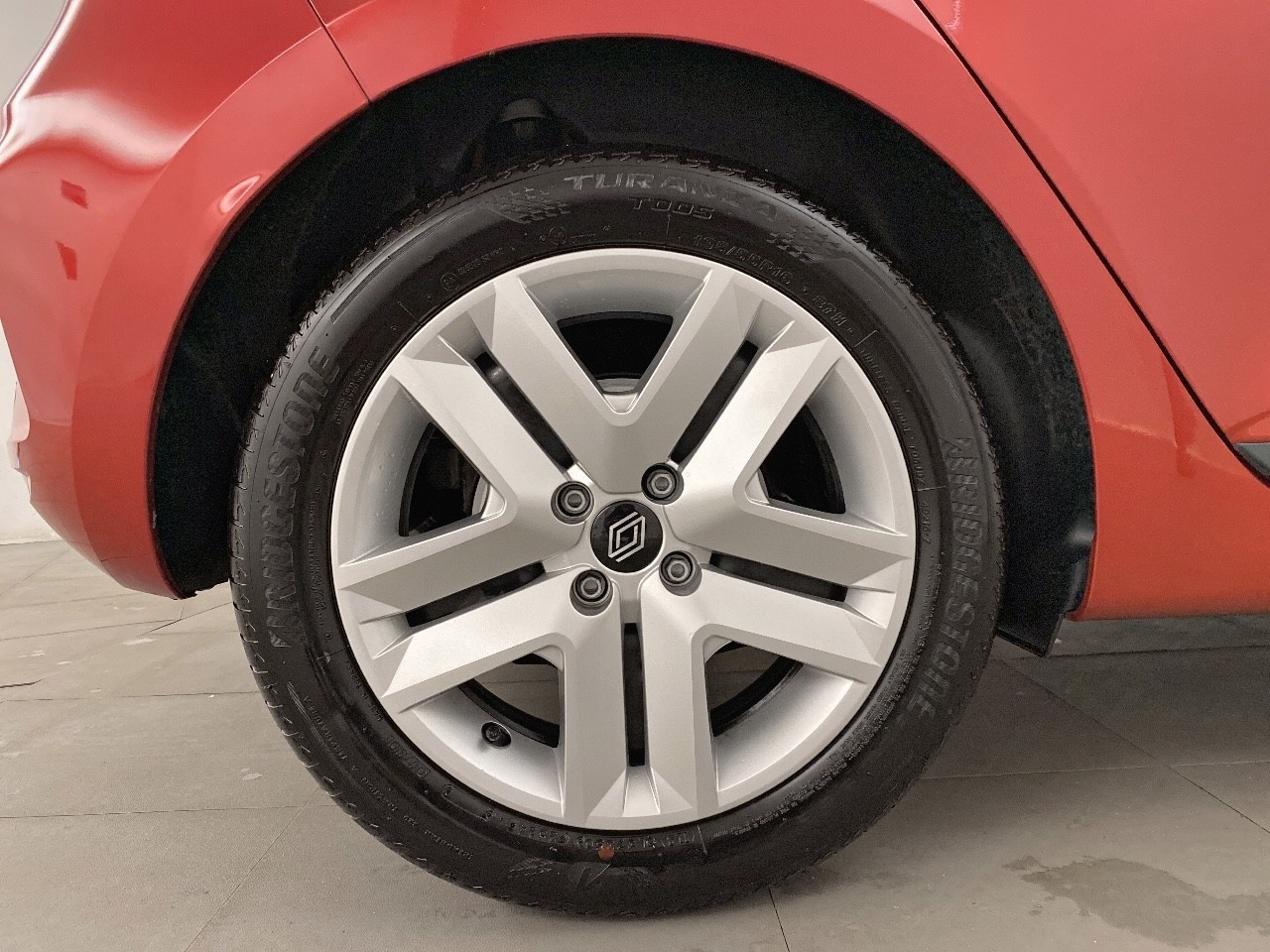 Renault Clio Evolution E-Tech full hybrid 145 105 kW (143 CV) - 4