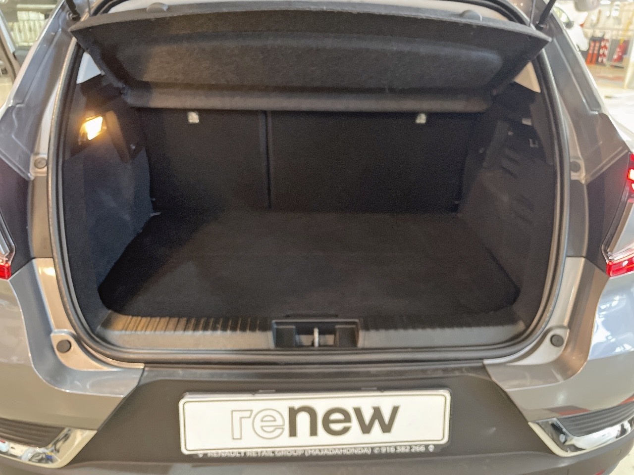 Renault Captur Zen E-TECH Híbrido enchufable 118 kW (160 CV) - 6