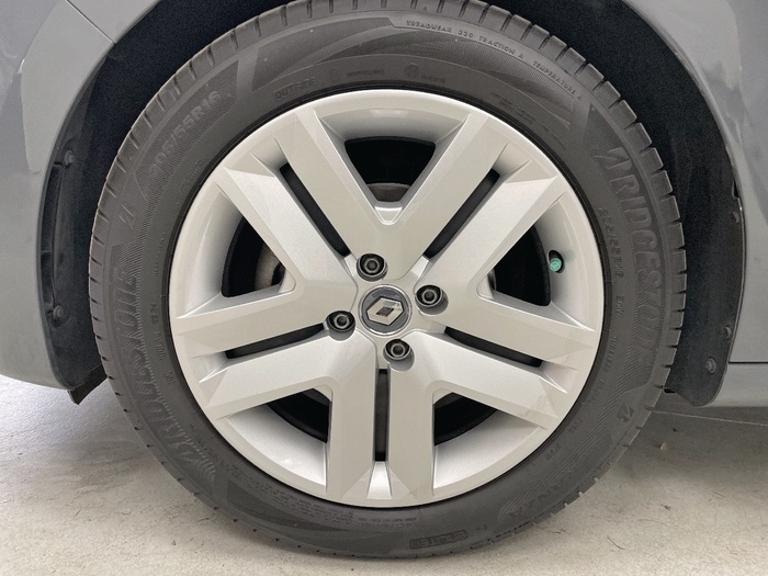 Renault Clio Intens TCe 66 kW (90 CV) - 4 Renault Clio Intens TCe 66 kW (90 CV) - 4