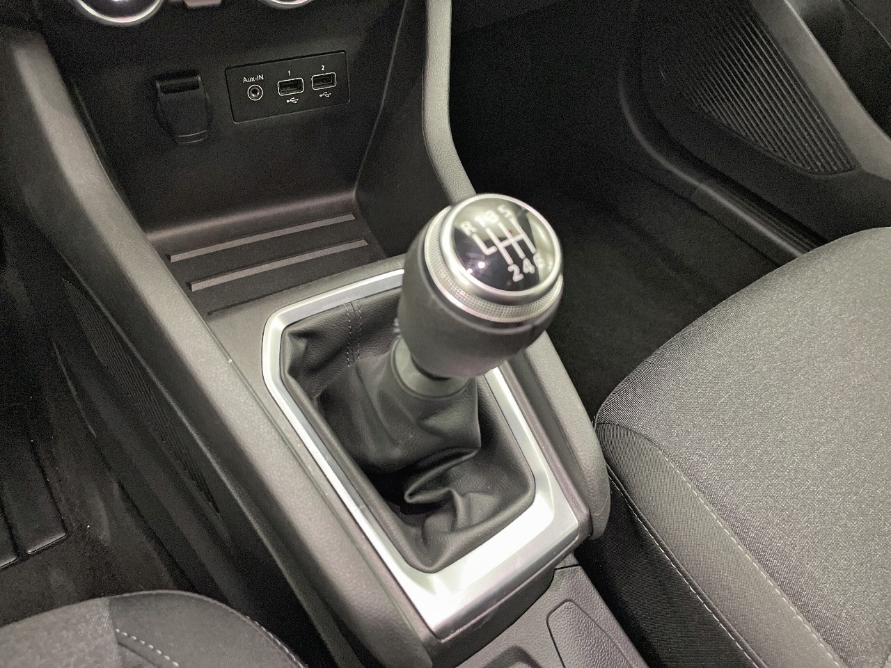 Renault Clio Intens TCe 66 kW (90 CV) - 11