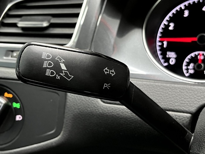 VolkswagenGolf Edition 1.5 TSI Evo 96 kW (130 CV) Vehículo usado en Barcelona - 13 VolkswagenGolf Edition 1.5 TSI Evo 96 kW (130 CV) Vehículo usado en Barcelona - 13