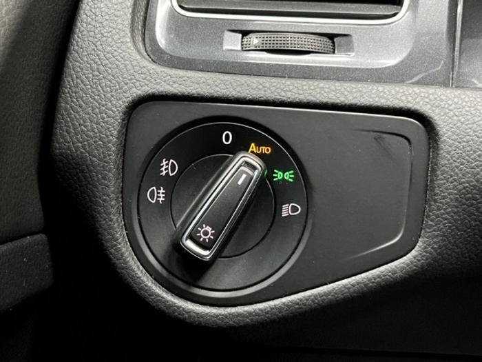 VolkswagenGolf Edition 1.5 TSI Evo 96 kW (130 CV) Vehículo usado en Barcelona - 15 VolkswagenGolf Edition 1.5 TSI Evo 96 kW (130 CV) Vehículo usado en Barcelona - 15