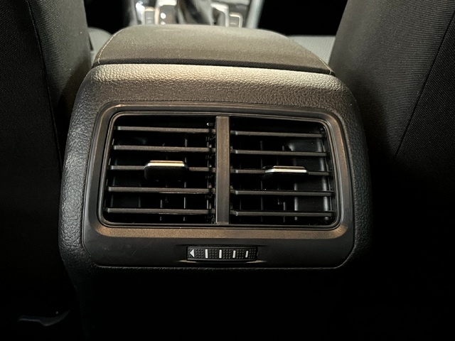 VolkswagenGolf Edition 1.5 TSI Evo 96 kW (130 CV) Vehículo usado en Barcelona - 22