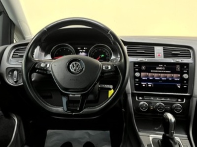 Volkswagen Golf Edition 1.5 TSI Evo 96 kW (130 CV) Volkswagen Golf Edition 1.5 TSI Evo 96 kW (130 CV)