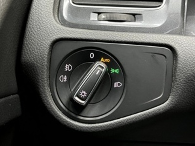 Volkswagen Golf Edition 1.5 TSI Evo 96 kW (130 CV) Volkswagen Golf Edition 1.5 TSI Evo 96 kW (130 CV)